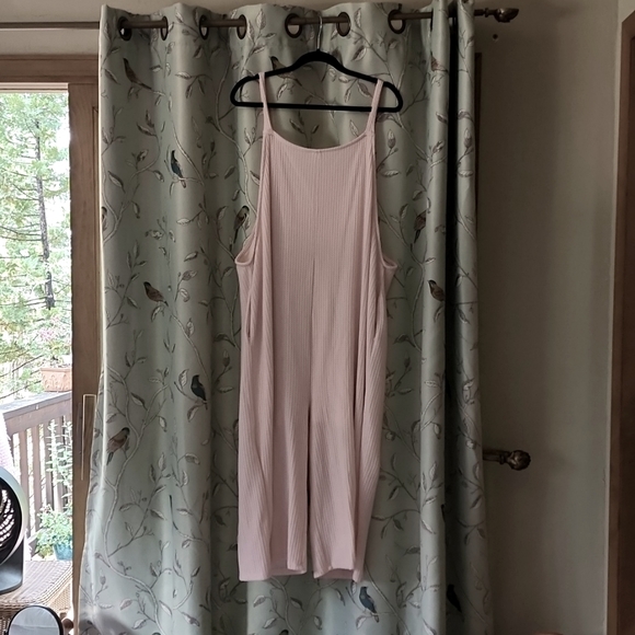 Romper - Picture 1 of 3